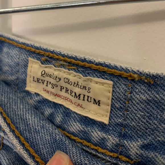 Levi’s High rise Jean - Picture 3 of 10